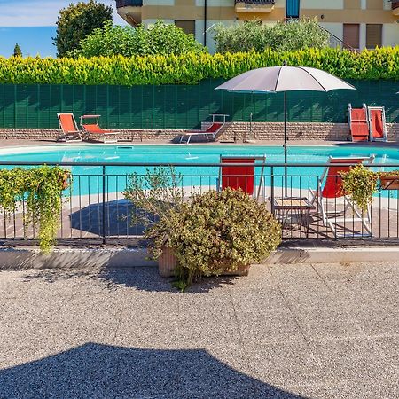 Residence Campana Bardolino Buitenkant foto