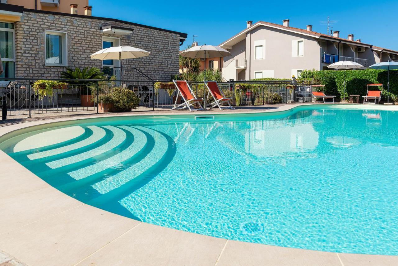 Residence Campana Bardolino Buitenkant foto