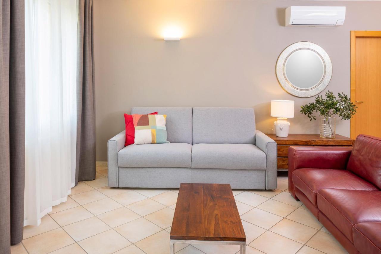 Residence Campana Bardolino Buitenkant foto