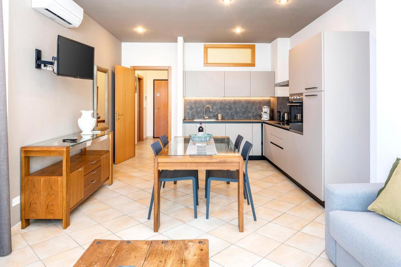 Residence Campana Bardolino Buitenkant foto