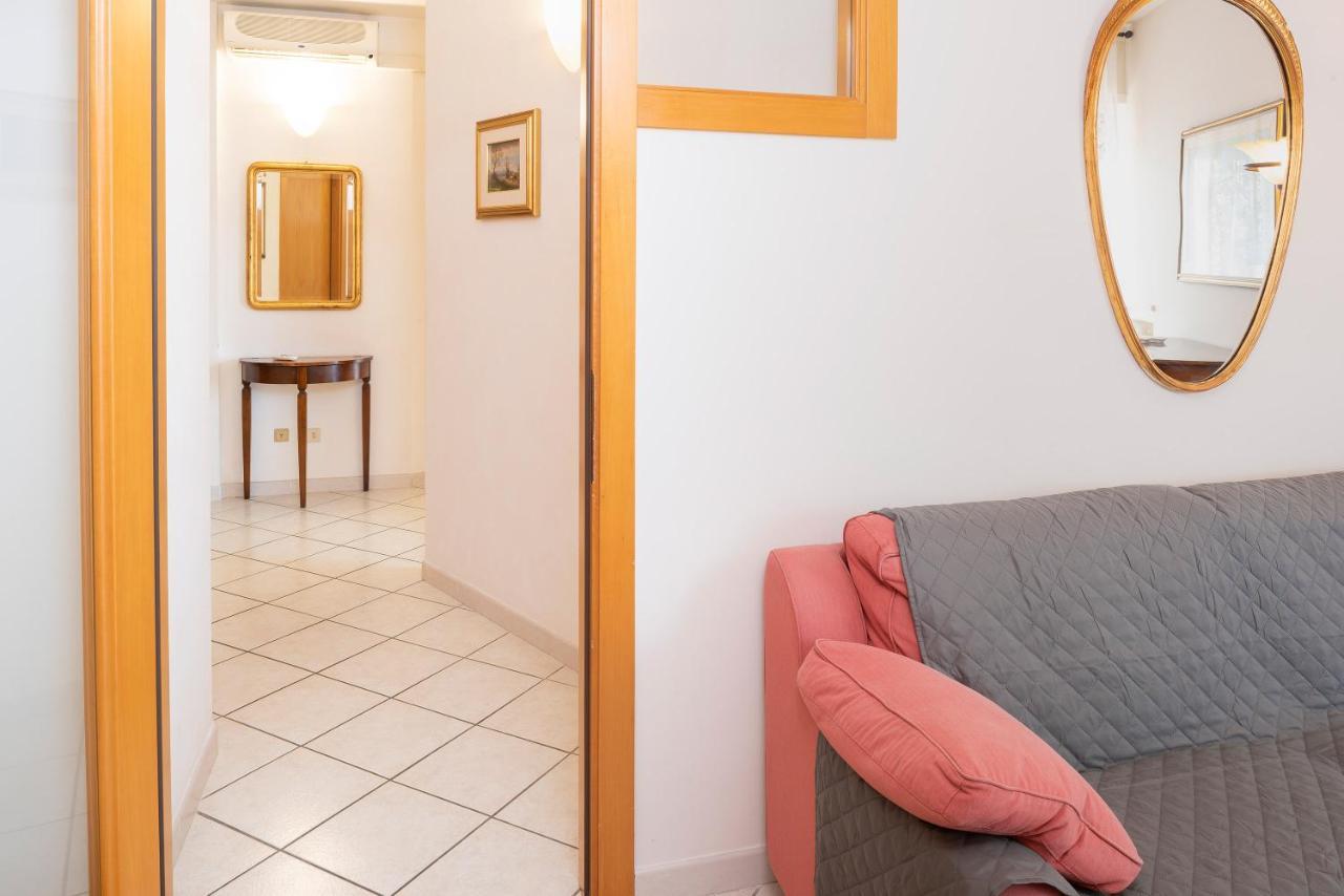 Residence Campana Bardolino Buitenkant foto