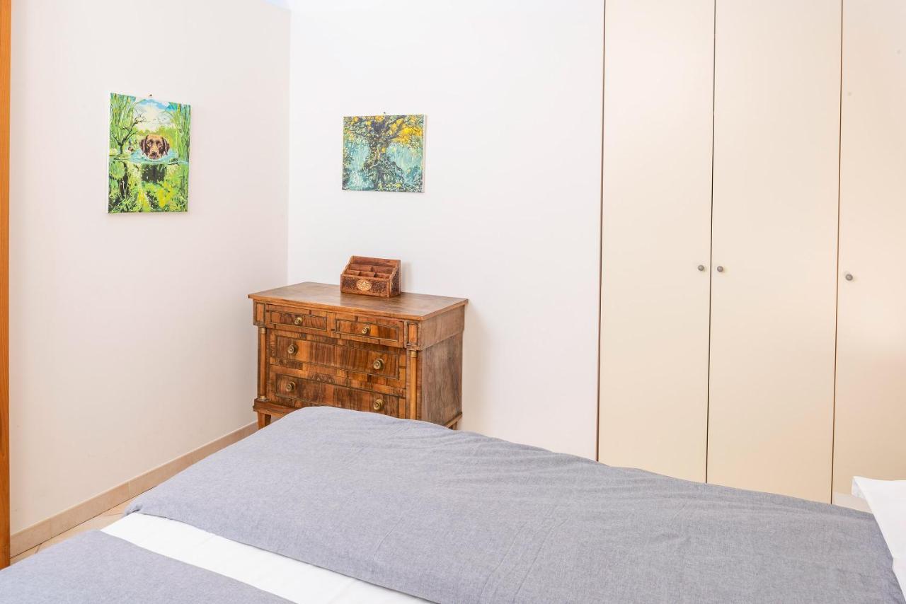 Residence Campana Bardolino Buitenkant foto