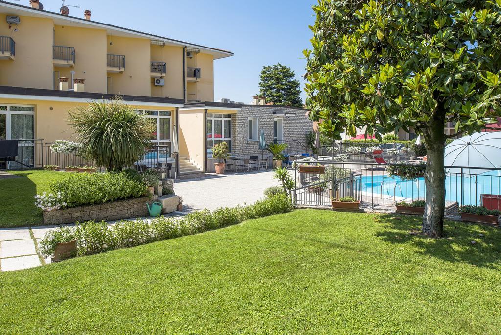 Residence Campana Bardolino Buitenkant foto